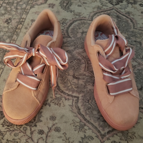 🌟Puma Suede Fashion Tennis Shoes🌟 - Picture 9 of 9